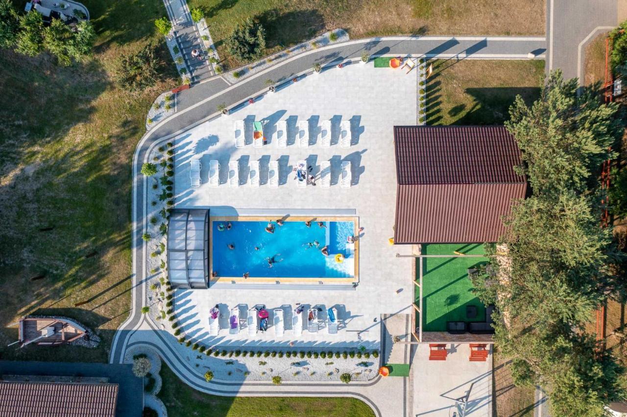 Domki Letniskowe I Pokoje Savana Nad Morzem Jarosławiec Exterior foto
